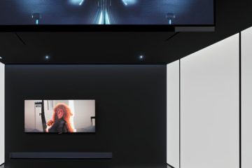 Perbandingan Antara OLED dan LED TV dalam Pilihan Masyarakat Indonesia